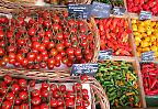 Gemüsestand auf dem Viktualienmarkt, München (Deutschland)