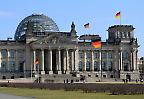 Das Reichstagsgebäude am Platz der Republik, Berlin