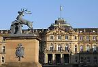 Röhrender Hirsch am Neuen Schloss in Stuttgart, Baden-Württemberg