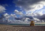Wolkenspiel über dem Meer bei Miami Beach, Florida (USA)