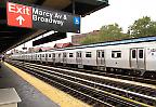 Station Marcy Avenue & Broadway in Williamsburg, Brooklyn (USA)