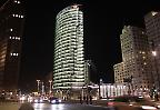 Potsdamer Platz bei Nacht, Berlin (Deutschland)