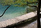 Holzweg im Nationalpark Plitvicer Seen (Kroatien)